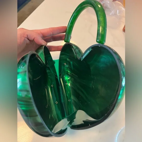 Anthropologie Green Heart Shaped Clutch Acrylic Hard Shell - Picture 6 of 10